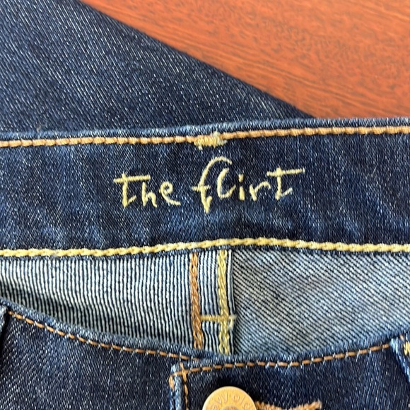 Old Navy - Picture 6 of 7